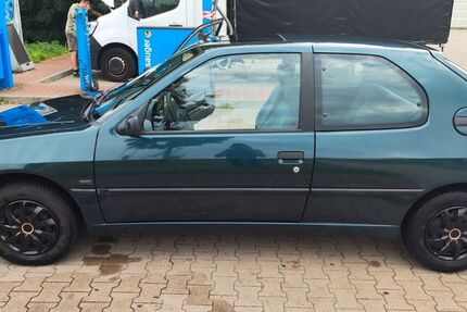 Peugeot 306 173.000 km 1.200 &euro; Bochum 44894