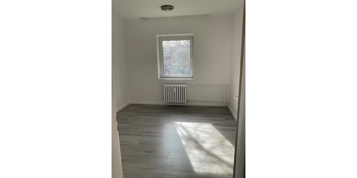 Etagenwohnung Duisburg Mittelmeiderich - 3 Zimmer, 70 m&sup2;, 539&euro; | Angebot:25592048
