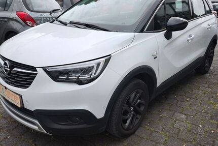 Opel Crossland (X) 102.343 km 8.900 &euro; Bottrop 46242