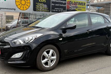 Hyundai i30 128.000 km 5.999 &euro; ESSEN 45329
