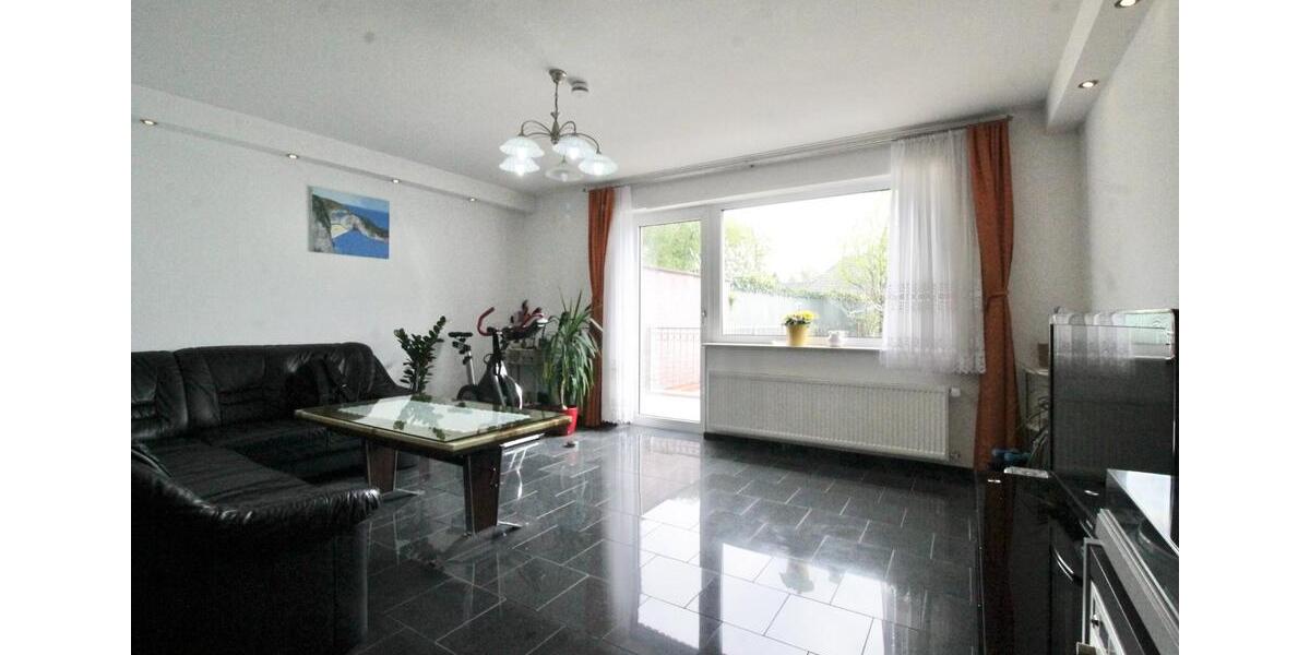 Reihenhaus Wesel - 7 Zimmer, 104 m&sup2;, 365.000&euro; | Angebot:25393572