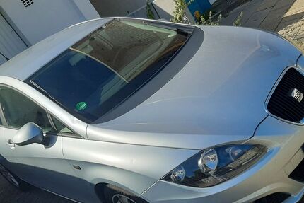 Seat Leon 170.000 km 2.700 &euro; Essen 45357