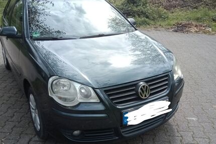 VW Polo 124.250 km 3.200 &euro; Dinslaken 46537