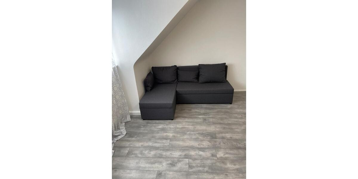 Dachgeschoßwohnung Essen Stadtbezirk V - 2 Zimmer, 50 m&sup2;, 550&euro; | Angebot:25298972