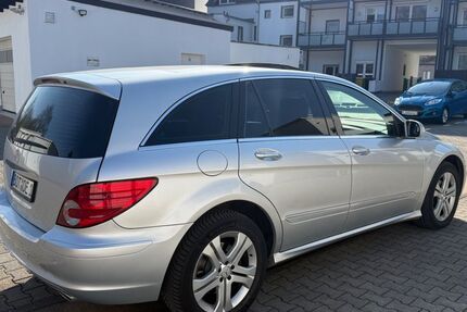 Mercedes-Benz R 320 375.227 km 5.600 &euro; BOTTROP 46242