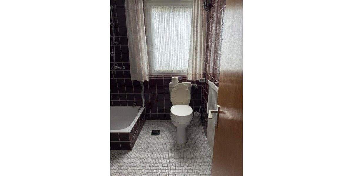 Mehrfamilienhaus, Wohnhaus Essen Burgaltendorf - 5 Zimmer, 156 m&sup2;, 590.000&euro; | Angebot:25683402