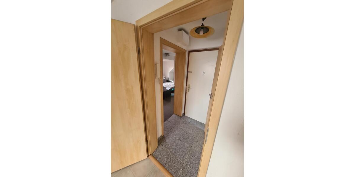 Dachgeschoßwohnung Essen Stadtbezirk V - 2 Zimmer, 50 m&sup2;, 640&euro; | Angebot:25967595