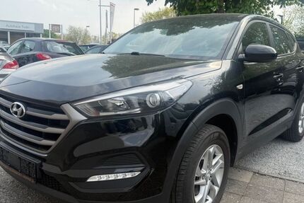 Hyundai TUCSON 105.000 km 9.999 &euro; Gelsenkirchen Erle 45891