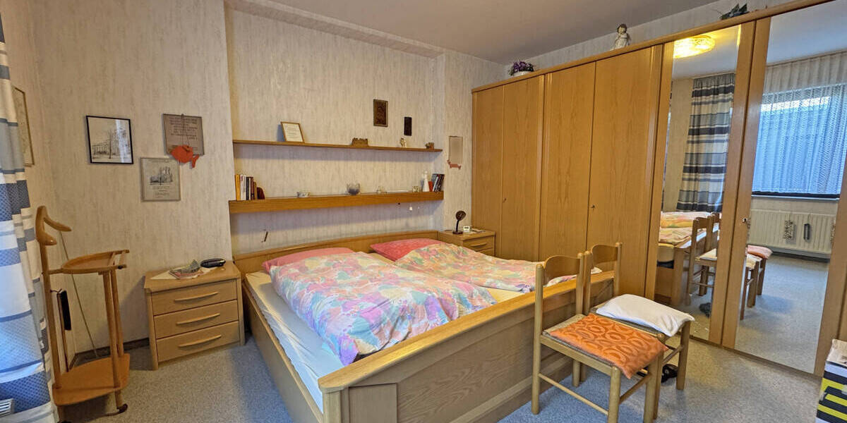 Mehrfamilienhaus, Wohnhaus Wesel Lackhausen - 7 Zimmer, 212 m&sup2;, 530.000&euro; | Angebot:25970382