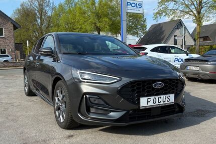 Ford Focus 14.000 km 23.990 &euro; Hamminkeln-Dingden 46499