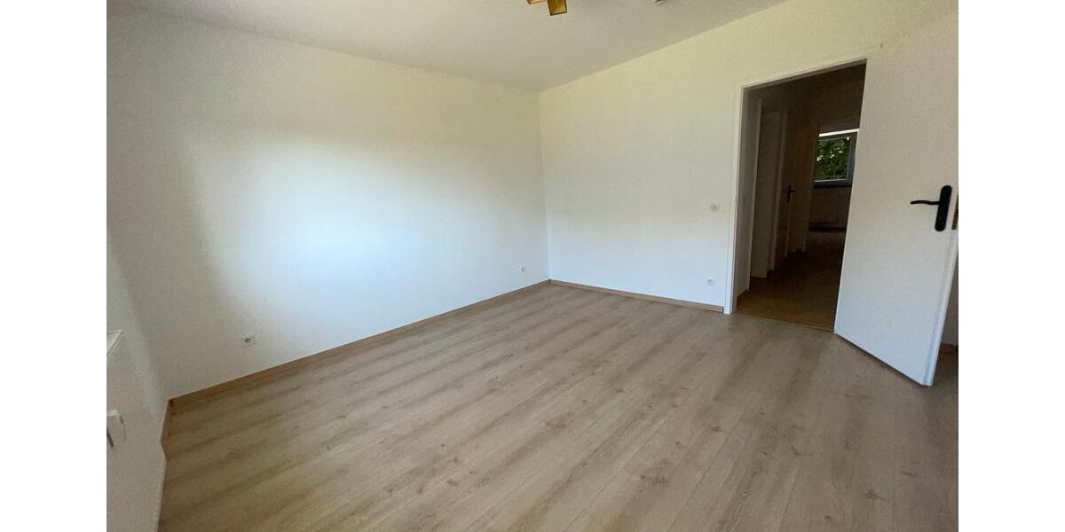 Erdgeschoßwohnung Gelsenkirchen Resse - 3 Zimmer, 87 m&sup2;, 750&euro; | Angebot:26301220