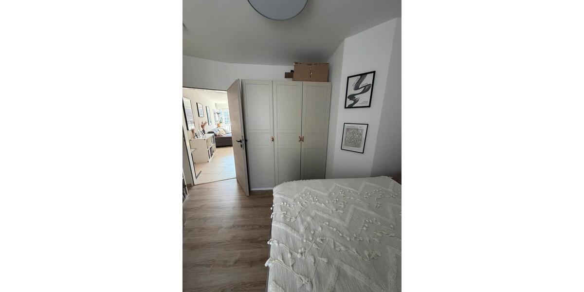 Etagenwohnung Bochum - 2 Zimmer, 60 m&sup2;, 1.288&euro; | Angebot:26253437