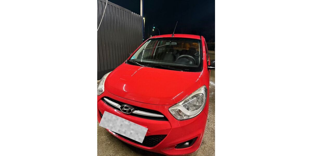 Hyundai i10 120.000 km 2.400 &euro; Oberhausen 46147