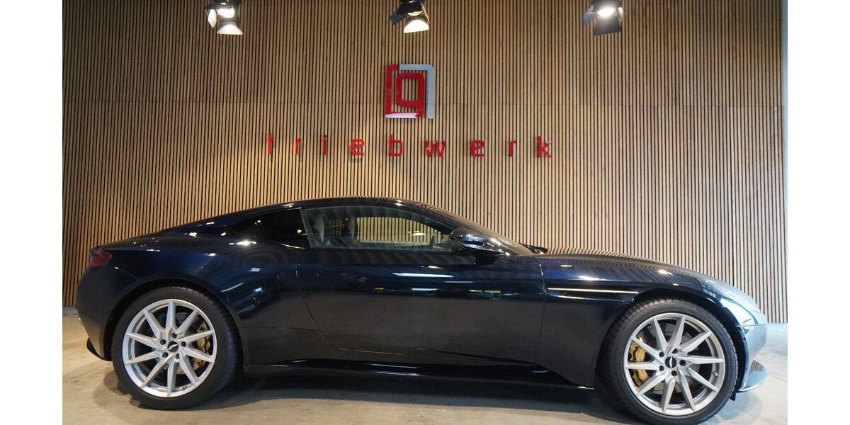 Aston Martin DB11 70.000 km 106.941 &euro; Duisburg 47228
