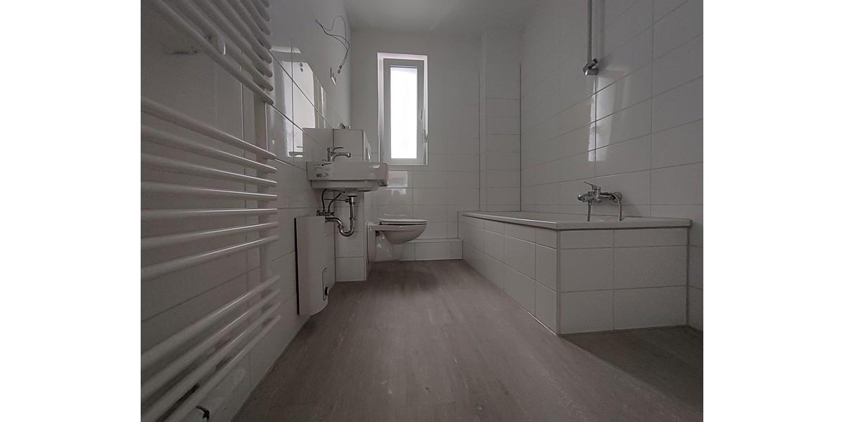 Etagenwohnung Essen Stadtbezirk V - 2 Zimmer, 68 m&sup2;, 649&euro; | Angebot:25881114