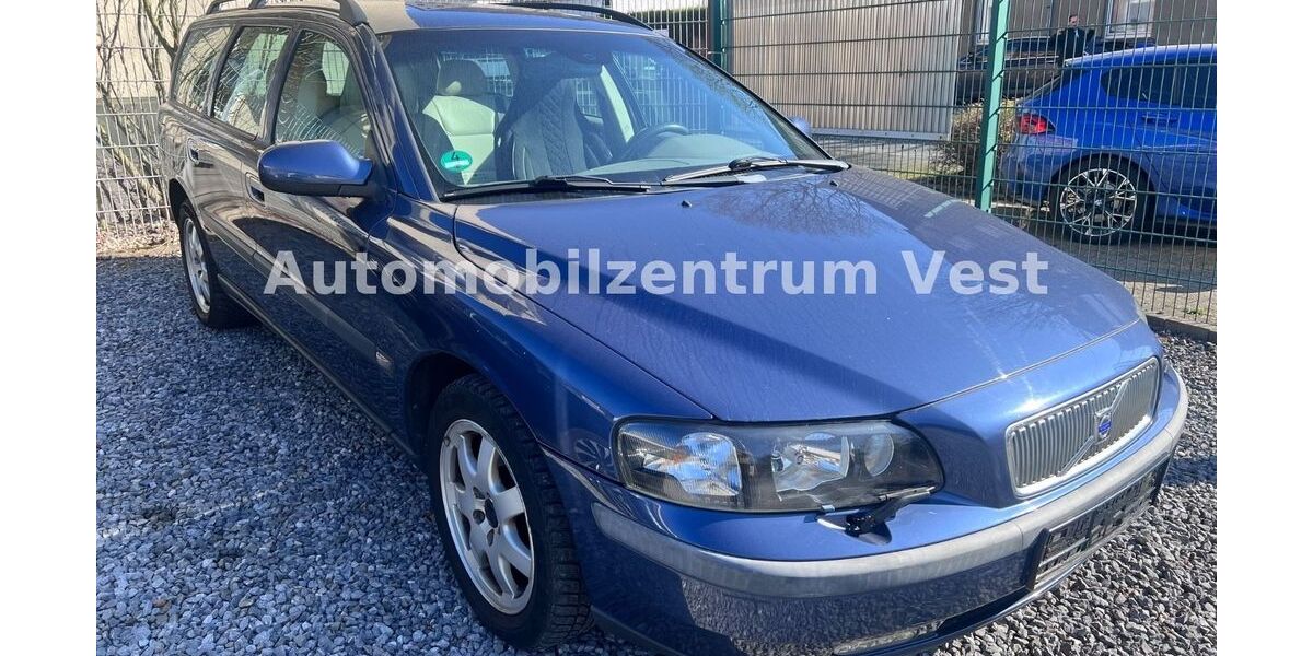 Volvo V70 239.000 km 3.390 &euro; Recklinghausen 45657