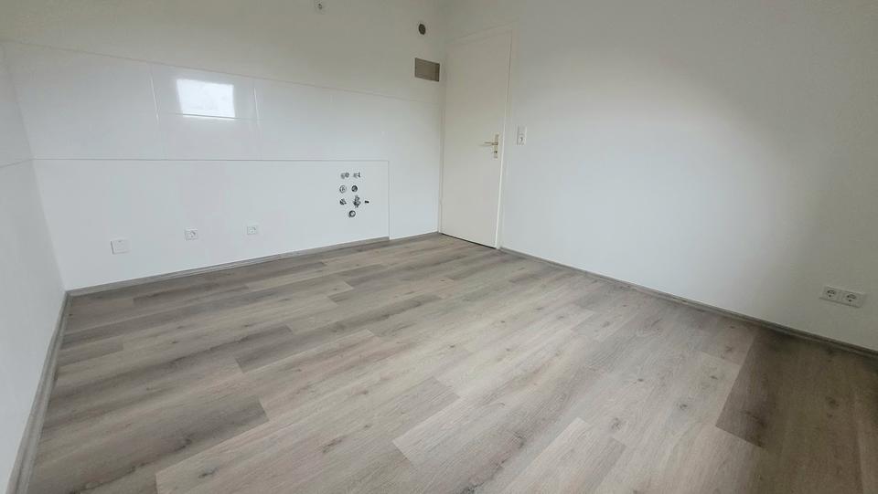 Dachgeschoßwohnung Essen Stadtbezirk IV - 2 Zimmer, 47 m&sup2;, 406&euro; | Angebot:24493576