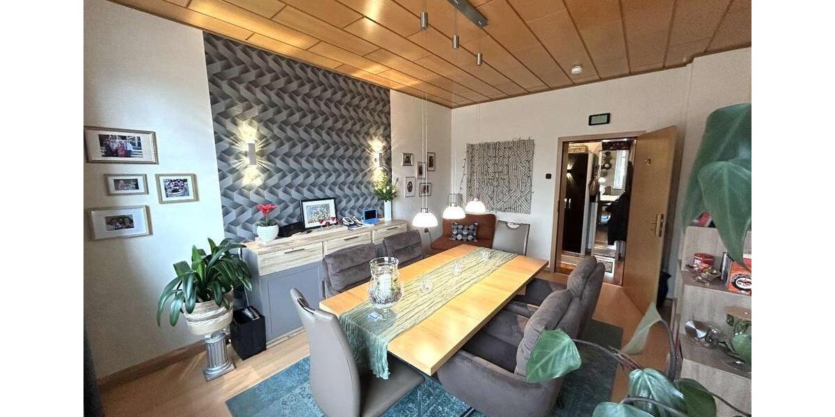 Etagenwohnung Essen Stadtbezirk II - 3 Zimmer, 77 m&sup2;, 998&euro; | Angebot:25859708