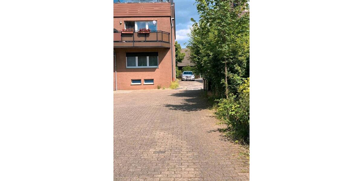Erdgeschoßwohnung Gelsenkirchen Gelsenkirchen-Nord - 4 Zimmer, 107 m&sup2;, 1.250&euro; | Angebot:26051053