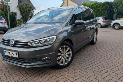 VW Touran 108.000 km 18.449 &euro; Essen 45289