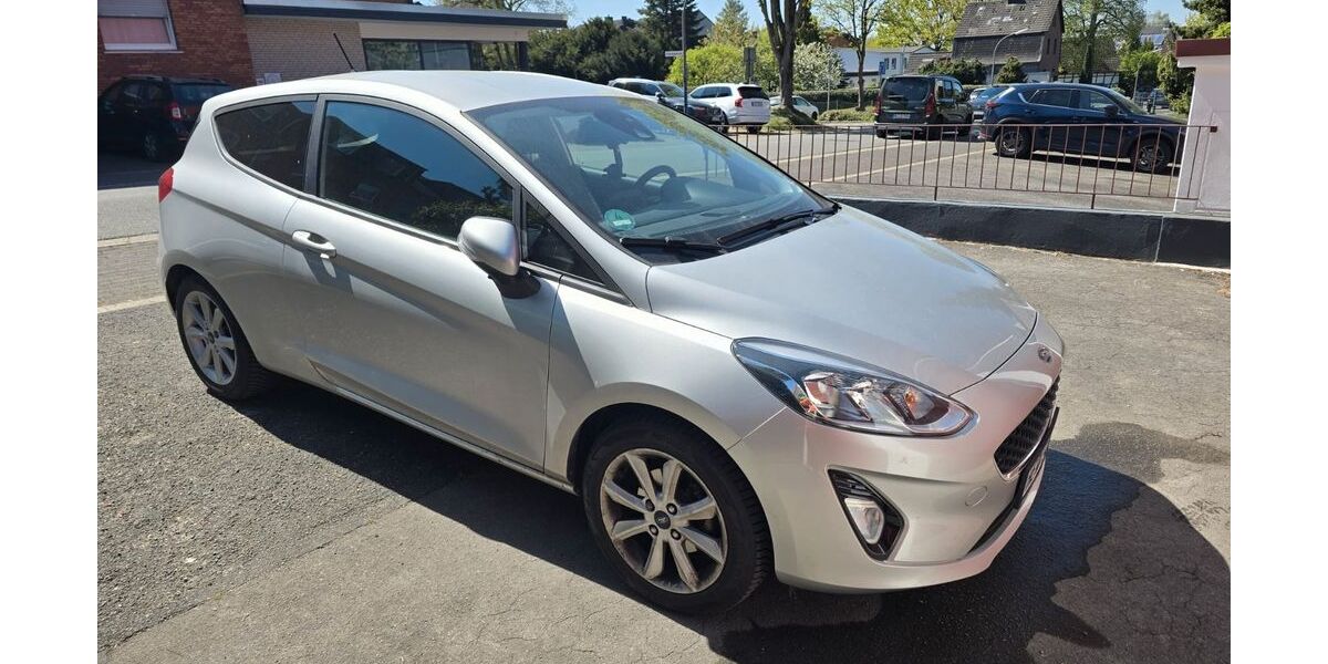 Ford Fiesta 63.200 km 10.300 &euro; OER-ERKENSCHWICK 45739