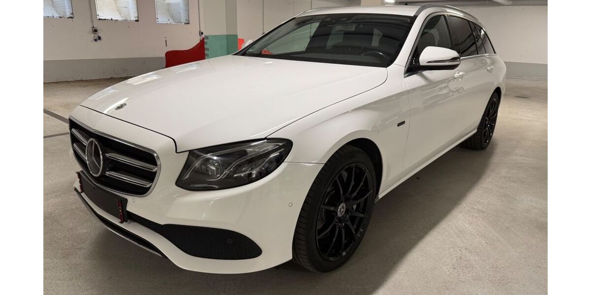 Mercedes-Benz E 300 186.568 km 22.500 &euro; Wesel 46485