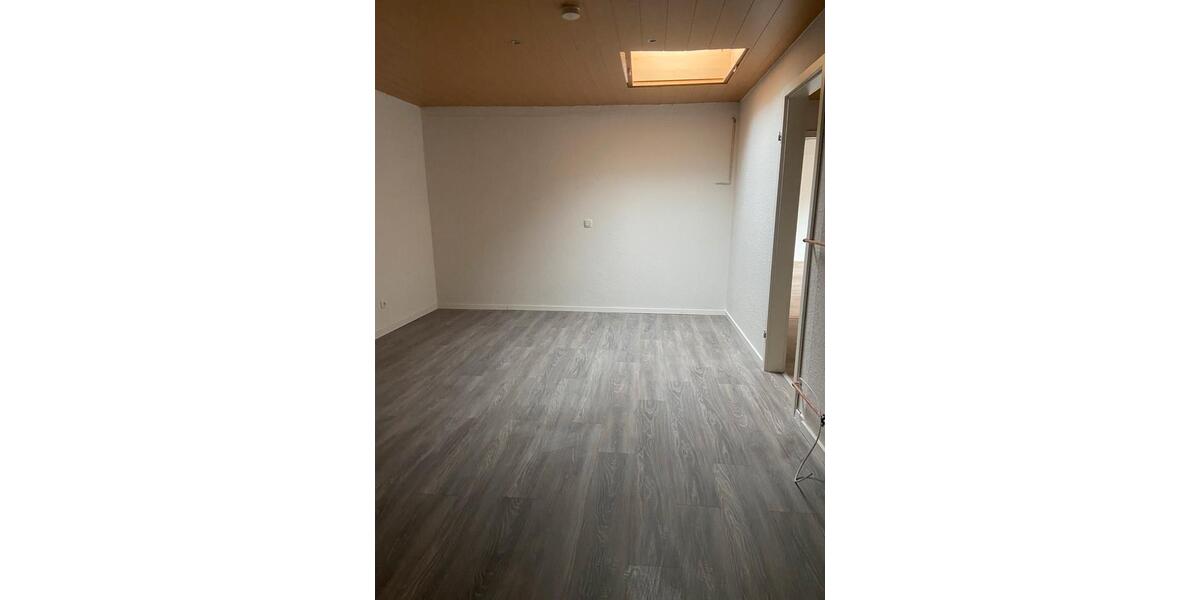 Etagenwohnung Dinslaken Lohberg - 2 Zimmer, 80 m&sup2;, 1.178&euro; | Angebot:25616604