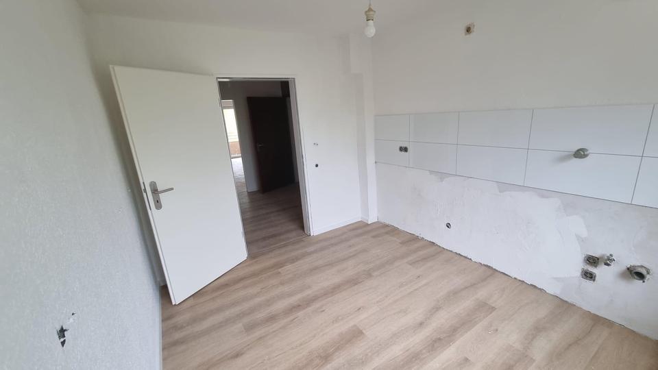 Etagenwohnung Gelsenkirchen Gelsenkirchen-Mitte - 3.5 Zimmer, 83 m&sup2;, 620&euro; | Angebot:26295383