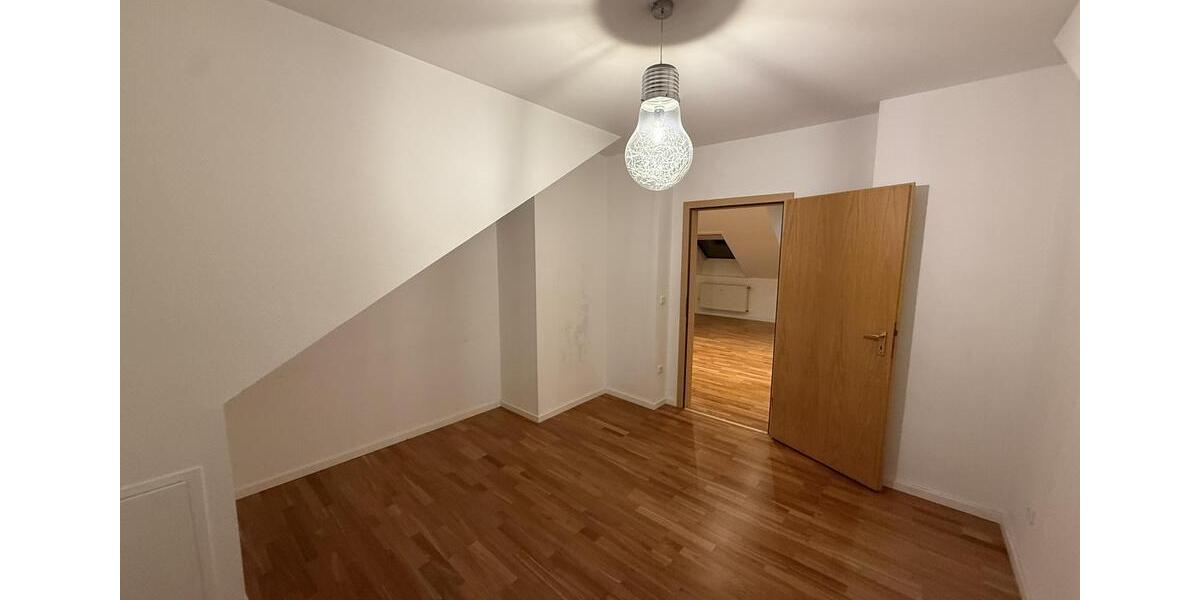 Dachgeschoßwohnung Gelsenkirchen Resse - 2 Zimmer, 58 m&sup2;, 460&euro; | Angebot:26068951