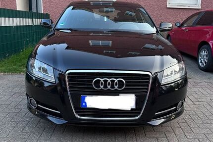 Audi A3 210.000 km 4.500 &euro; Dinslaken 46537