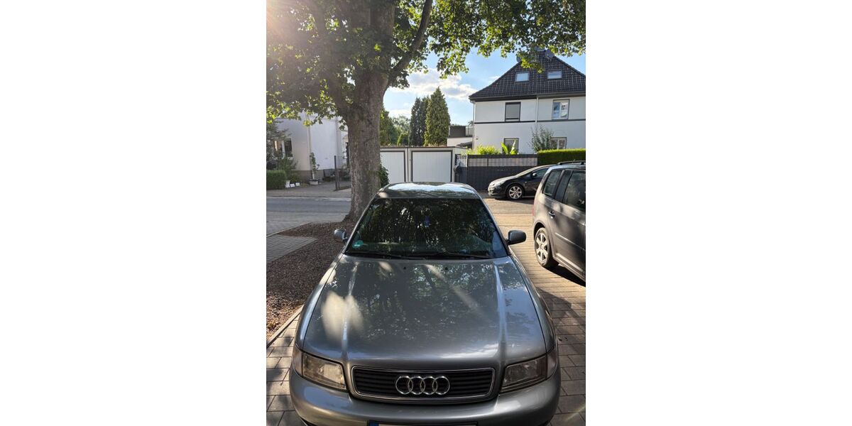 Audi A4 246.000 km 1.290 &euro; Gelsenkirchen 45891