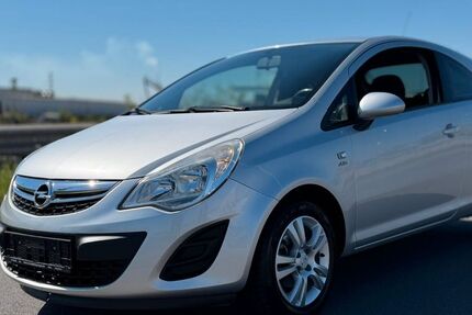 Opel Corsa 94.662 km 3.999 &euro; Duisburg 47138
