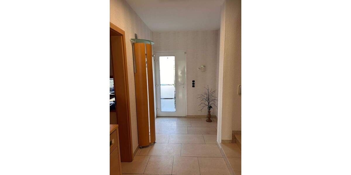 Reihenhaus Wesel - 4 Zimmer, 135 m&sup2;, 300.000&euro; | Angebot:25666297