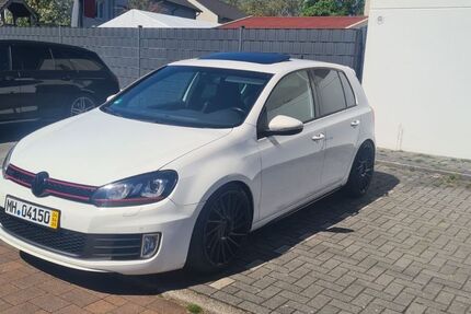 VW Golf 174.000 km 8.500 &euro; Oberhausen 46049
