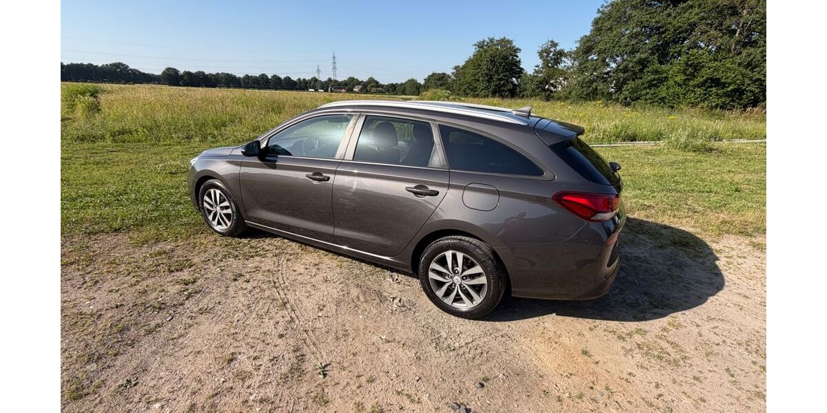 Hyundai i30 169.992 km 10.900 &euro; Datteln 45711