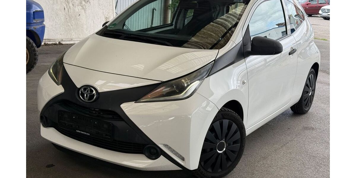 Toyota Aygo (X) 133.600 km 3.900 &euro; Essen 45356