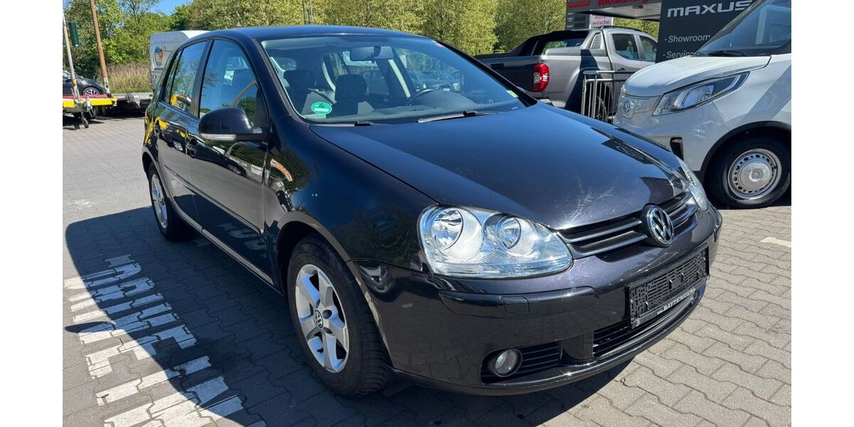 VW Golf 104.000 km 4.890 &euro; Bottrop 46238