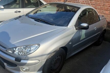 Peugeot 206 125.000 km 1.990 &euro; Essen 45143