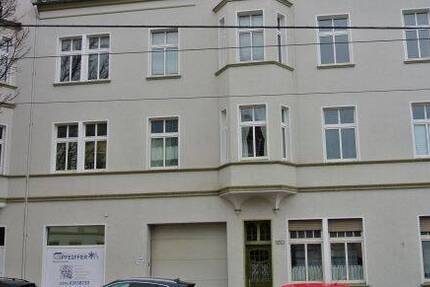 Wohnung Mülheim an der Ruhr Mitte-Ost - 3 Zimmer, 98 m&sup2;, 650&euro; | Angebot:26093761