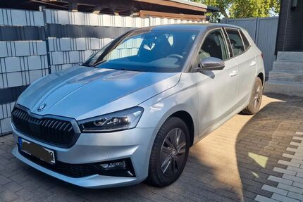 Skoda Fabia 16.000 km 24.500 &euro; Mülheim an der Ruhr 45472