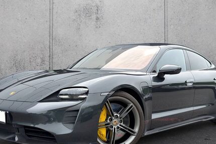 Porsche Taycan 79.751 km 77.450 &euro; Recklinghausen 45665