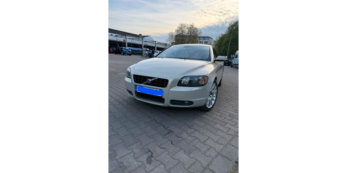 Volvo C70 119.000 km 12.500 &euro; Duisburg 47249