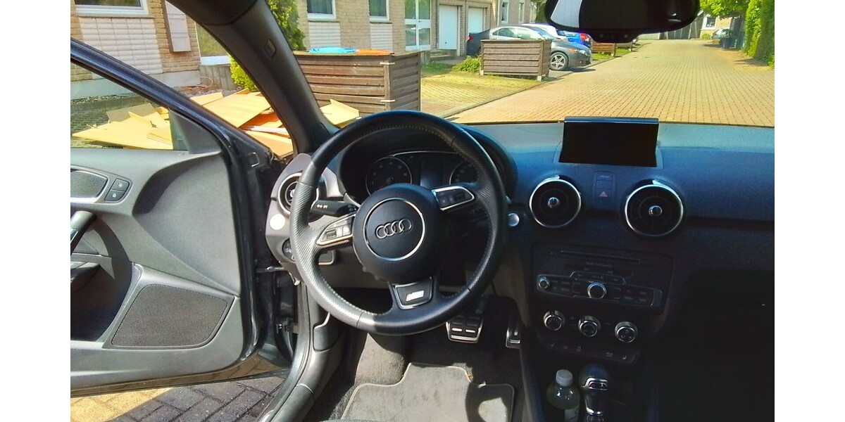 Audi A1 Sportback 40.000 km 16.000 &euro; Dinslaken 46535