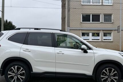 Subaru Forester 123.990 km 16.100 &euro; Mülheim an der Ruhr 45478