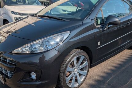 Peugeot 207 41.500 km 9.990 &euro; Gelsenkirchen 45892