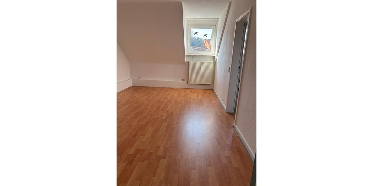 Dachgeschoßwohnung Essen Stadtbezirk II - 2 Zimmer, 45 m&sup2;, 530&euro; | Angebot:26278514