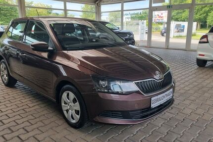 Skoda Fabia 109.000 km 7.650 &euro; Duisburg 47167