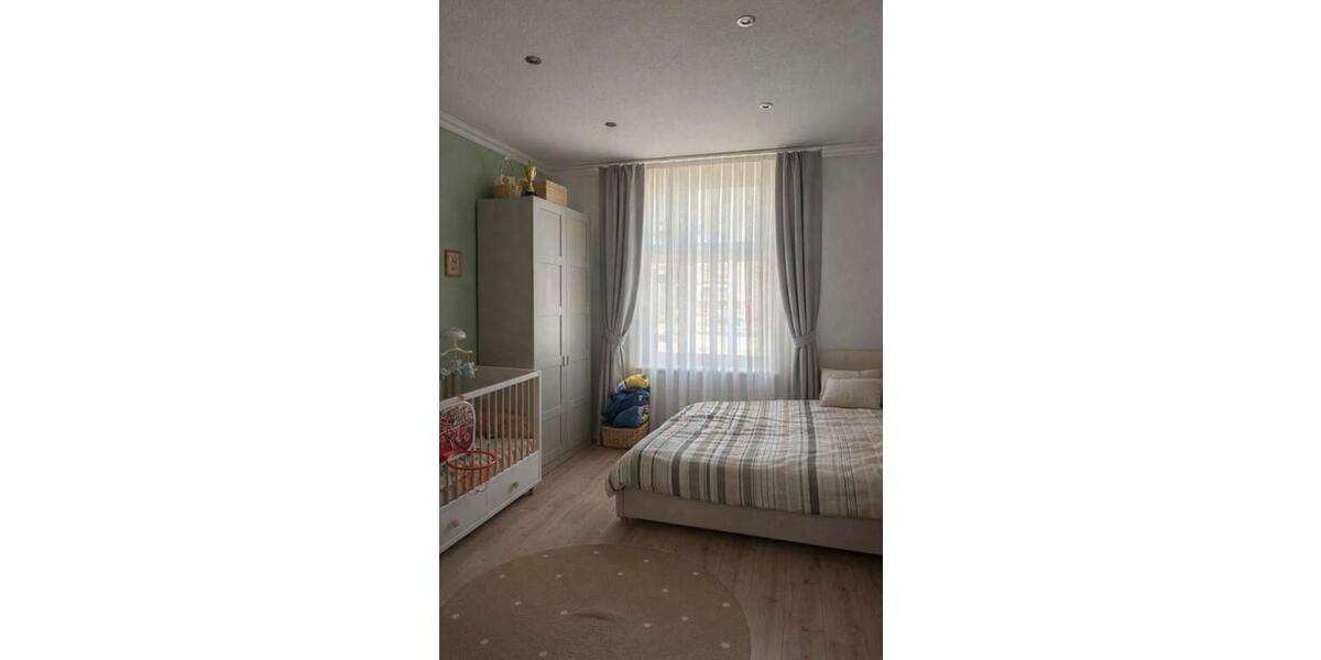 Erdgeschoßwohnung Duisburg Walsum - 4 Zimmer, 126 m&sup2;, 269.000&euro; | Angebot:26086102