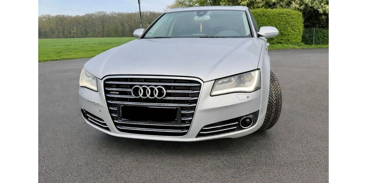 Audi A8 228.000 km 13.500 &euro; duisburg 47179