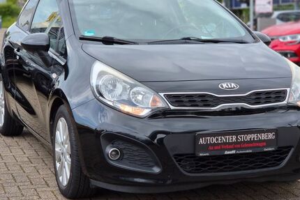 Kia Rio 127.000 km 3.990 &euro; Essen 45141